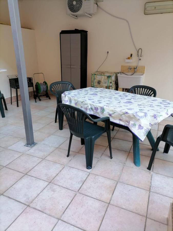 Cristina House Appartement Avola Buitenkant foto